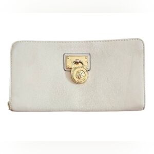 Michael Kors MK Hamilton Zip Around Wallet In Cream Gold Hardware Clutch Purse